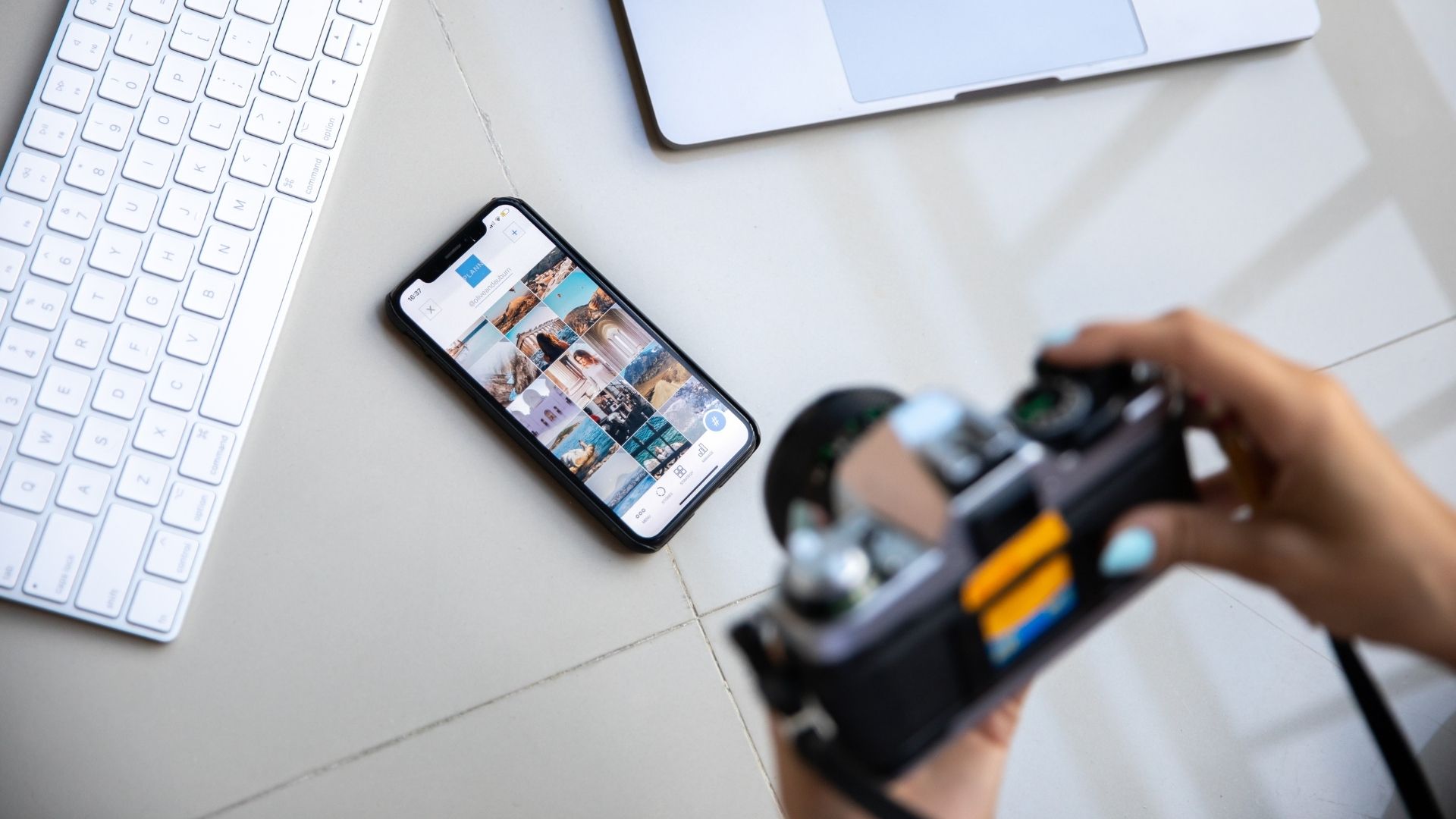 Professzionális digitális tartalomgyártó: Komáromi Barnabás szolgáltatásai cégeknek